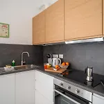 Apartment Guesthost - A Step From The - Roomy With Sea Glimpse Arma di Taggia