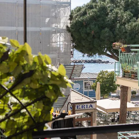 A Step From The - Roomy With Sea Glimpse * 阿尔玛·迪·塔吉亚