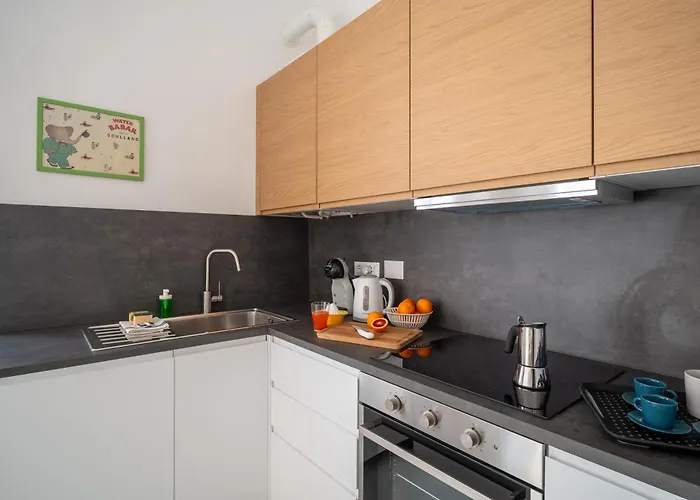 아파트 A Step From The - Roomy With Sea Glimpse 아르마 디 타지아